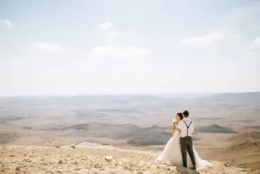 Mariage dans le Désert d’Agafay : Coûts Réels et Erreurs à Éviter