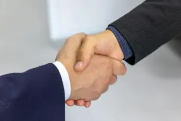 Négocier avec les prestataires au Maroc : Guide 2026