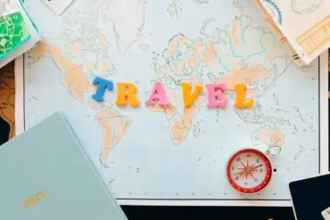 Assurance voyage pour invités événement international : guide 2026