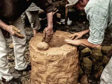Team Building Artisanal Marocain : Poterie, Tissage, Cuisine